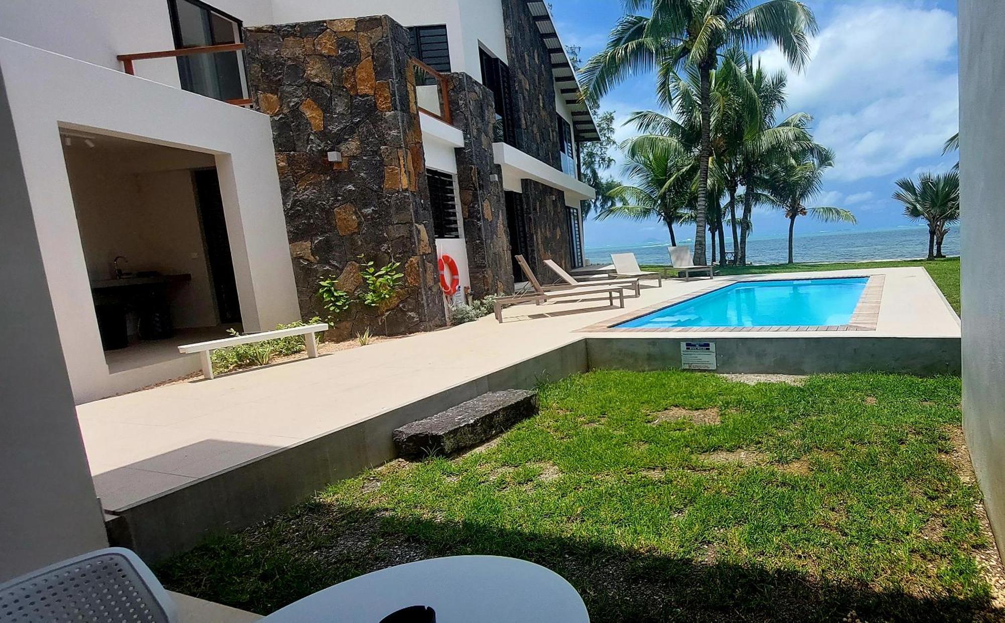 Canari Waterfront Villas Roches Noires Εξωτερικό φωτογραφία