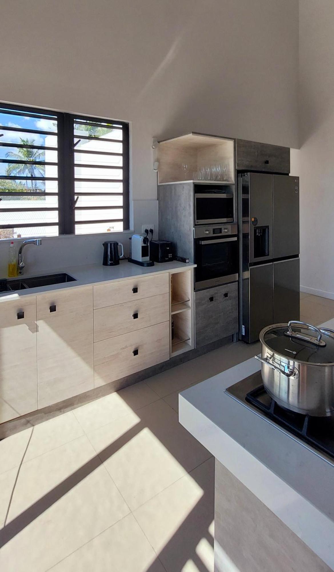 Canari Waterfront Villas Roches Noires Εξωτερικό φωτογραφία