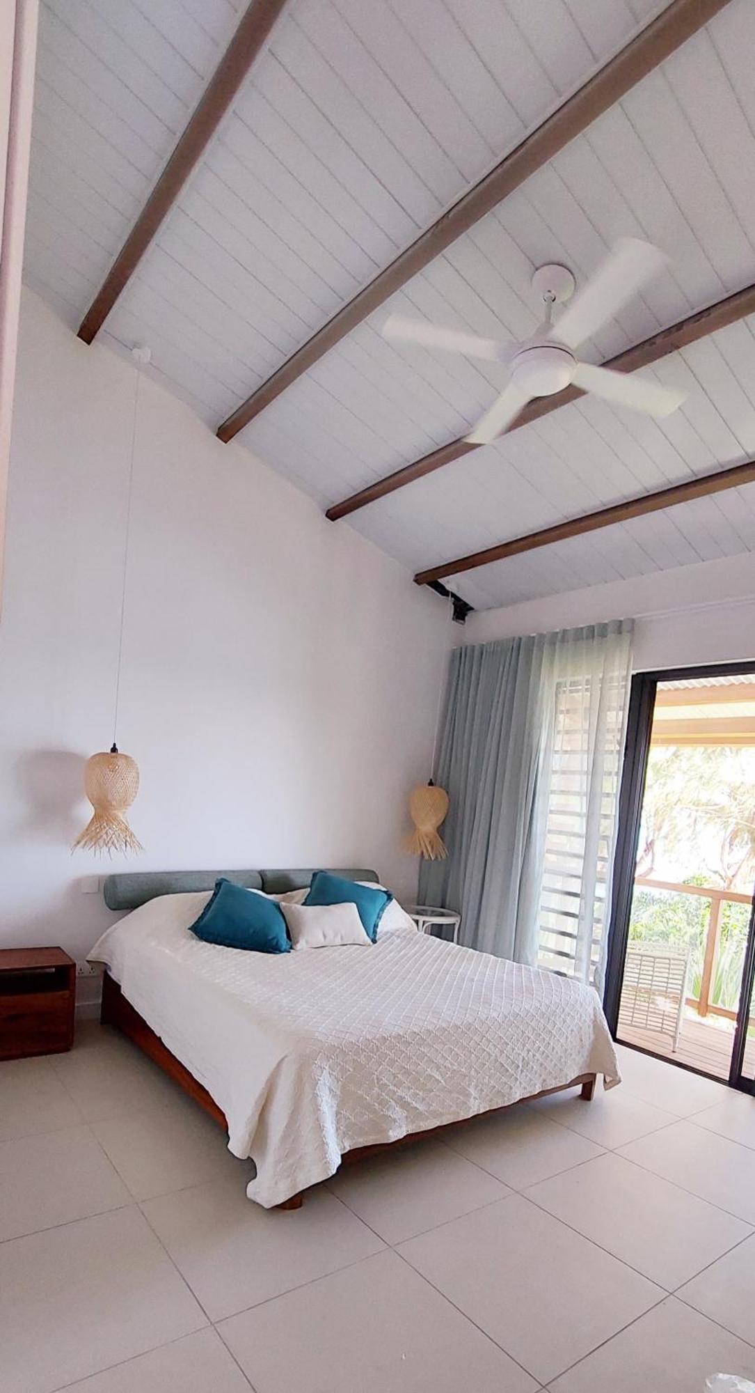 Canari Waterfront Villas Roches Noires Εξωτερικό φωτογραφία