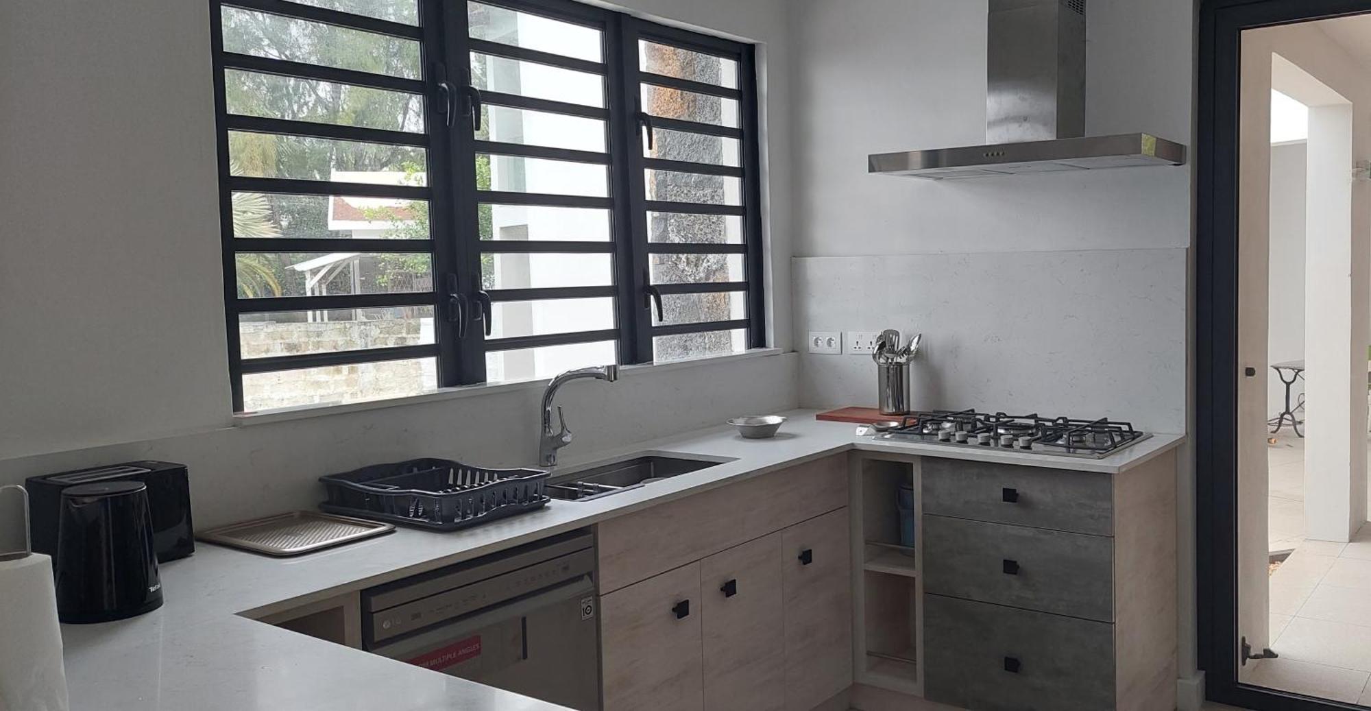 Canari Waterfront Villas Roches Noires Εξωτερικό φωτογραφία
